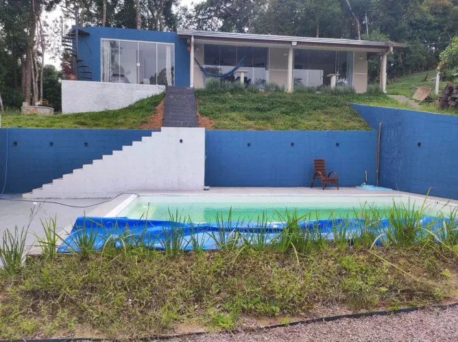 Chácara em condomínio fechado