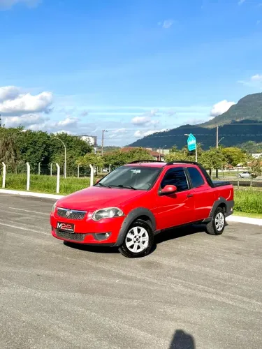 Fiat Strada Trekking 1.6 16V Flex CD 2013