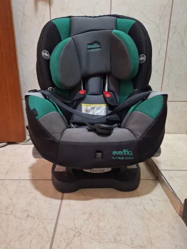 Cadeira infantil de carro Evenflo Platinum