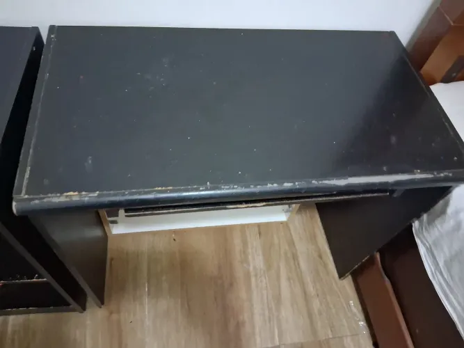 Escrivaninha de computador 