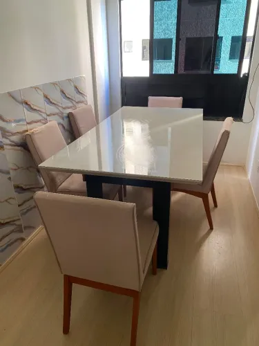 Mesa de jantar 6 lugares