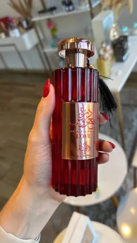 Perfume árabe feminino Durrat Al Aroos Love 85ml
