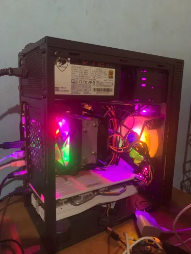Vendo pc, computador. 