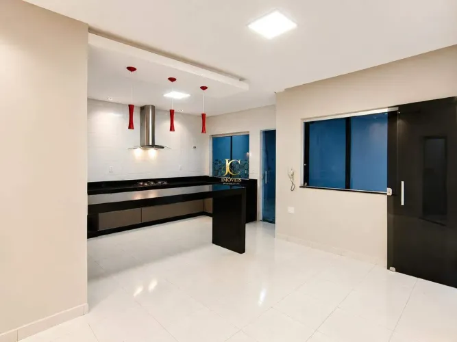 Casa à venda no Campina Verde, em Divinópolis-MG, com 3 quartos e suíte
