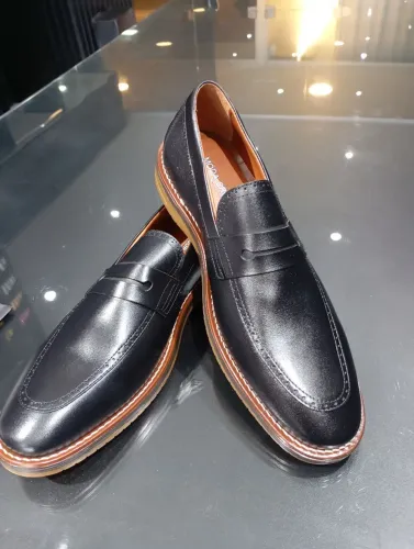 SAPATO SPORT FINO LISO NOVA LINHA