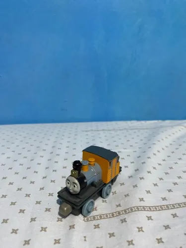 Bash Take N play- Thomas e seus amigos