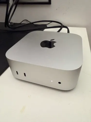 Mac Mini m4 16gb 256 ssd novo com garantia 