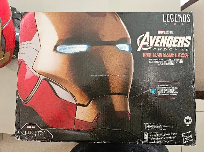Capacete Homem De Ferro Eletronico Hasbro - Marvel Legends