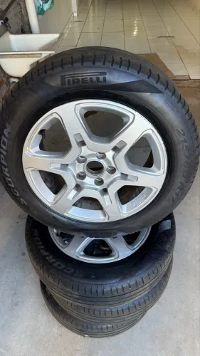 Roda Original Jeep Renegade Longitude Aro 17 