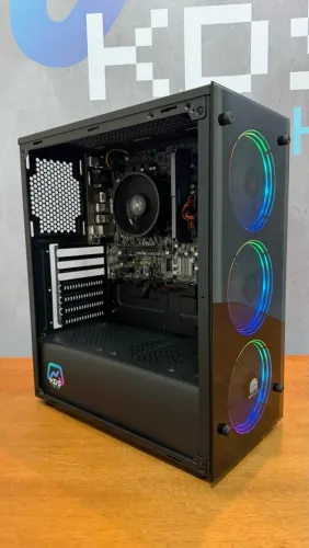 PC GAMER RYZEN 3 3200G 8GB SSD 240GB