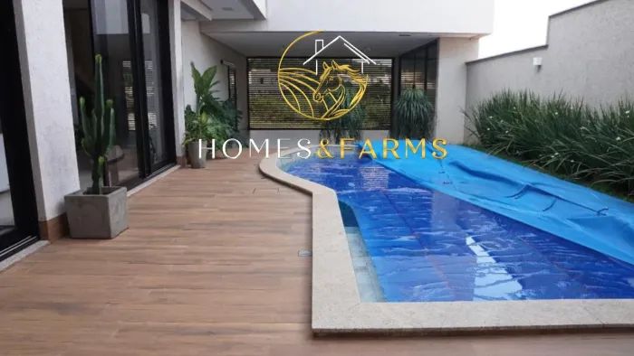 Sobrado à venda Jardins Nápoles Goiânia mobiliado 4 quartos com piscina