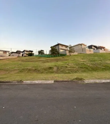 Terreno em Condomínio para Venda em Santana de Parnaíba, Parque Santana