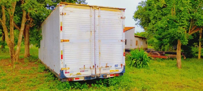 baú de toco  8 metros 