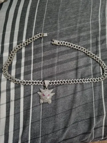 Corrente cravejada com pingente Gengar