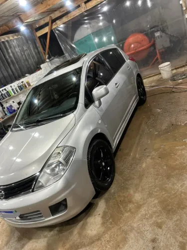 Nissan Tiida SL 1.8/1.8 Flex 16V Aut. 2013