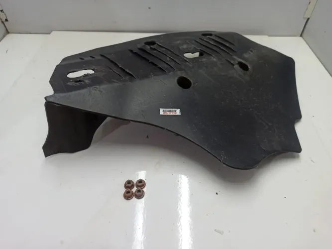 Capa Defletor Balança Bmw 116i 118i 120i 125i 12 16 Detalhe