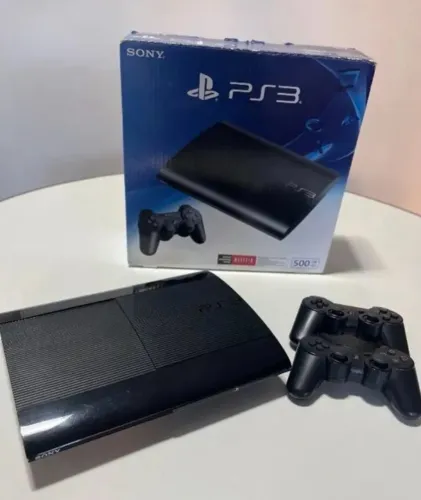 PS3 - 500GB - 4 Jogos - 2 Controles - Preto