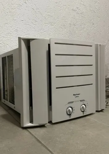 Ar Condicionado - Springer - Branco - 7.500 Btus