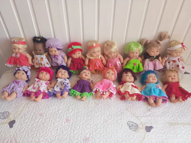 Kit 17 bonecas frutinhas Cotiplás 