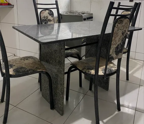 Vendo esta mesa 