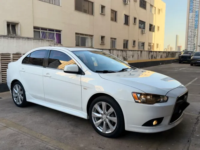 Mitsubishi Lancer GT 2.0 16V 160cv Aut. 2013