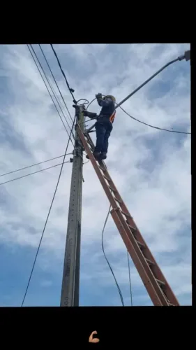 Eletricista residencial e predial todos os tipos de serviços elétrica ? RESIDÊNCIAL