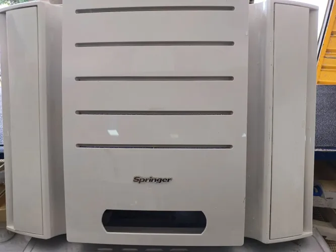 FRENTE COMPLETA PARA AR-CONDICIONADO DE JANELA SPRINGER - 7.500 A 10.000 BTUS