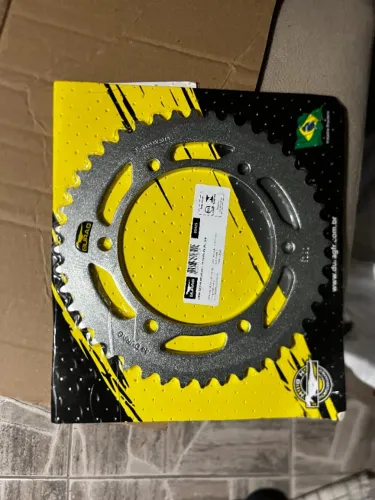Coroa moto relação 44 dentes XRE 300 / NX FALCON 400
