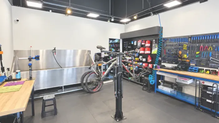 Loja de Bicicletas + Oficina Especializada em Curitiba/PR à Venda