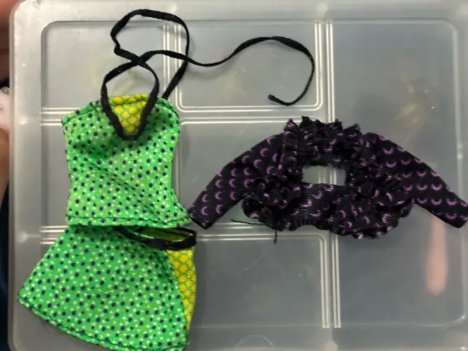 Monster High lote create a monster roupas