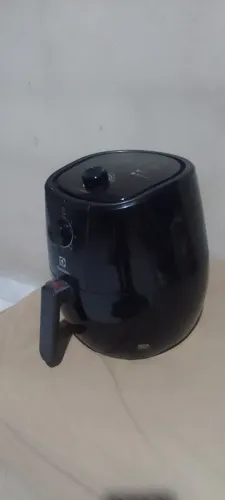 air fryer electrolux modelo eaf10