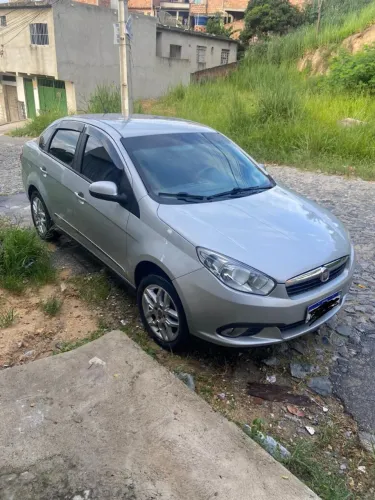 Fiat Grand Siena Essence Dual. 1.6 Flex 16V 2016