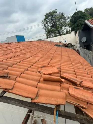 Telha cerâmica aproximadamente 190m2