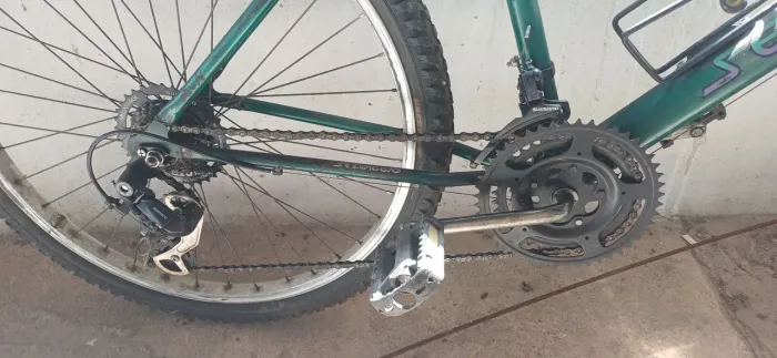 Mountain Bike 21v, shimano, cog, aro 26 e quadro 17