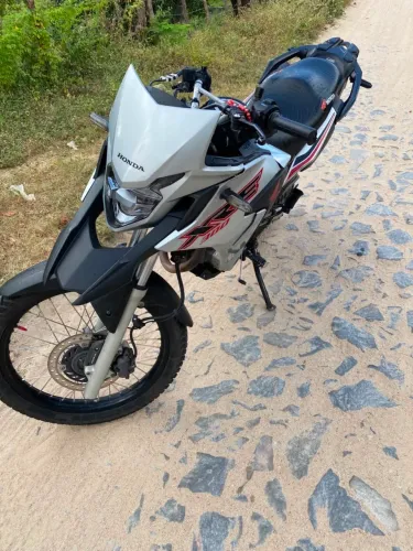     Honda XRE 300 - Muito Conservada | É Só Comprar e Rodar