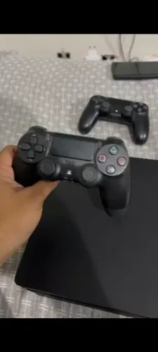 Ps4 novinho.