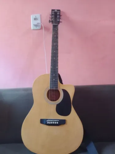 Vendo violão usado