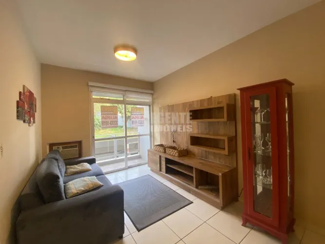 Excelente apartamento mobiliado de 2 dormitórios para locação no bairro Carvoeira, perto d