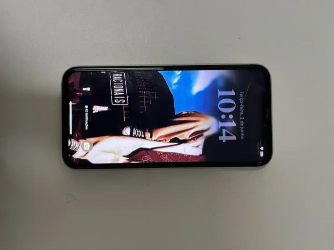 iPhone 11 64g