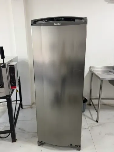 Geladeira cônsul