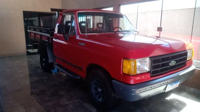 Ford F-1000 S. S. Diesel / S.s. Diesel Turbo 1995
