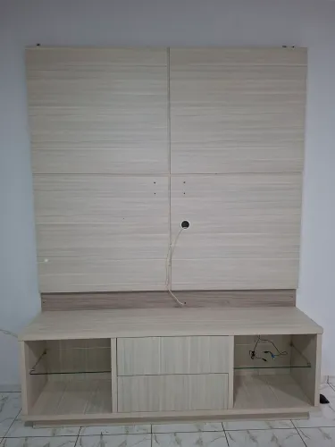 PAINEL COM LED EM MDF