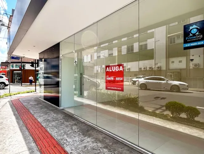 Loja para Locação no Centro de Joinville - Em frente ao Hospital Dona Helena - Rua Blumena