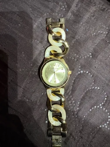 2 relógios Mondaine