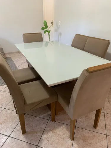 Mesa com cadeiras 