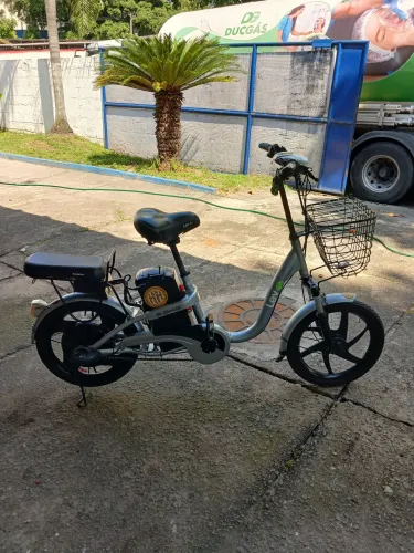 BICICLETA LEV MODELO E BIKE 
