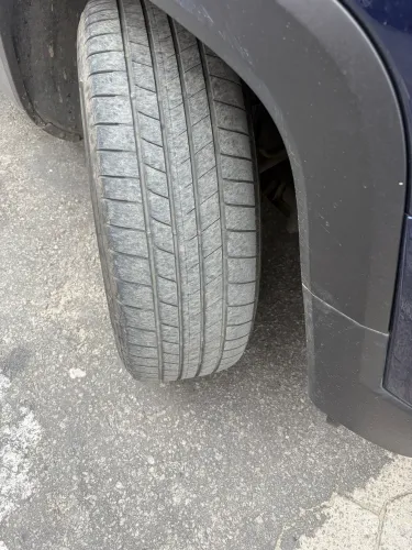 Pneu 225/55/R18 (par)