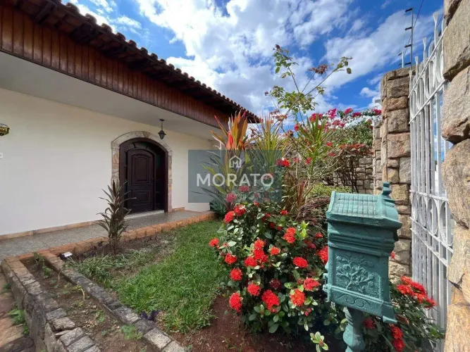 Casa com lotes à venda no Bairro São Francisco