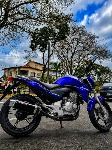 Honda CB 300R Azul