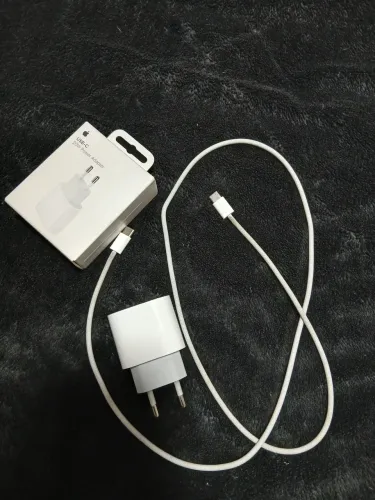 Carregador Apple 20W Turbo